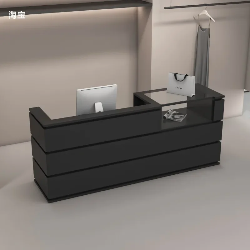 Outdoor Furniture In Store - Стойка для салона красоты, уличный прилавок